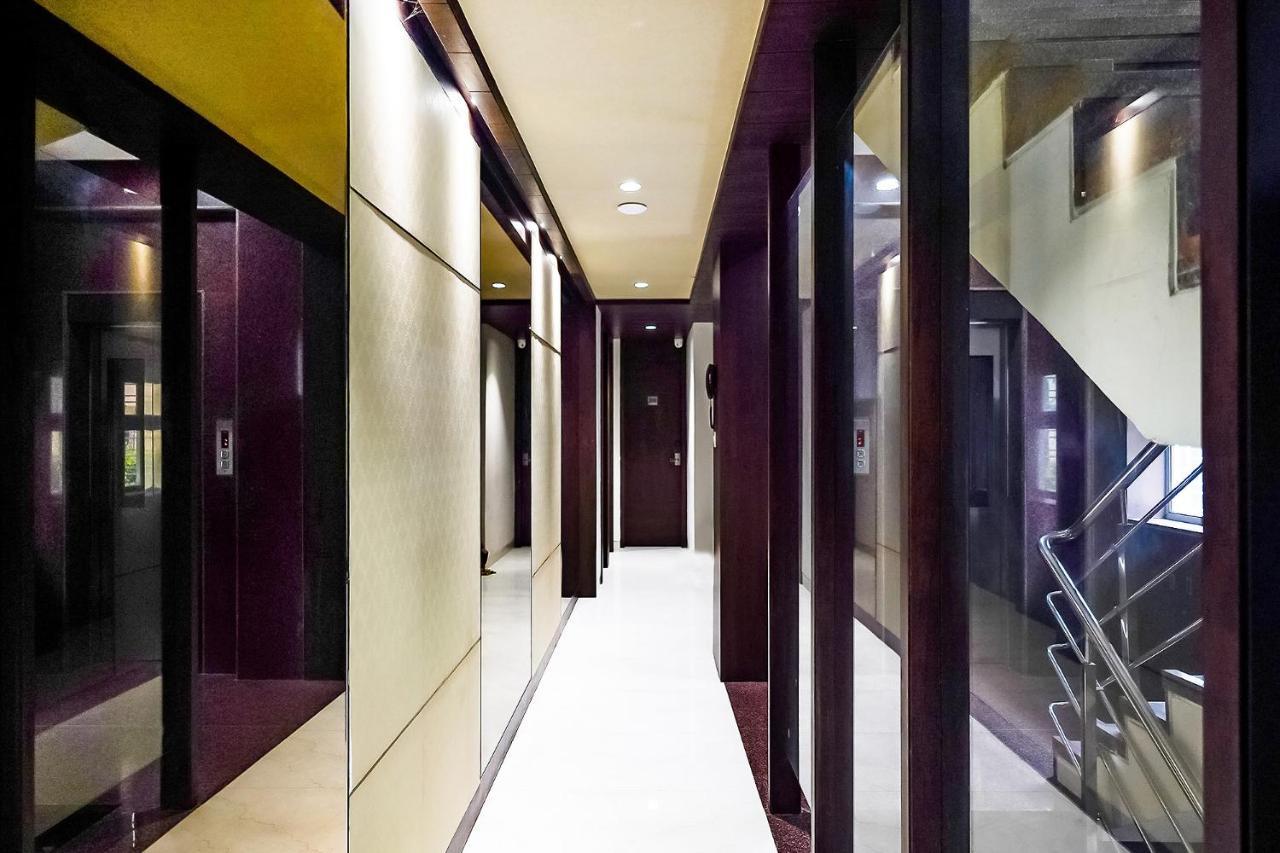 Fabhotel Eros 211 - Nr Sreebhumi Calcutta Eksteriør billede